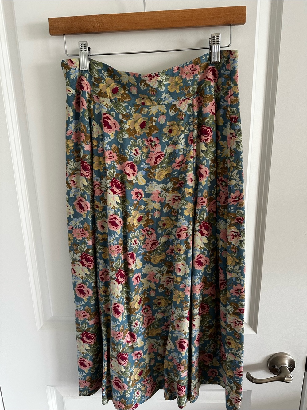 SEZANE Multicolored Floral Pleated Midi Skirt - Picture 5 of 13